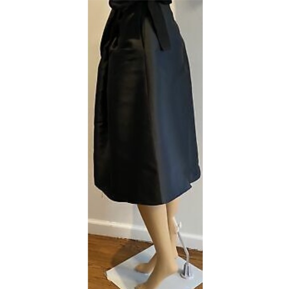 TIA CIBANI black poly/silk blend wrap skirt SZ 4 - Picture 2 of 4
